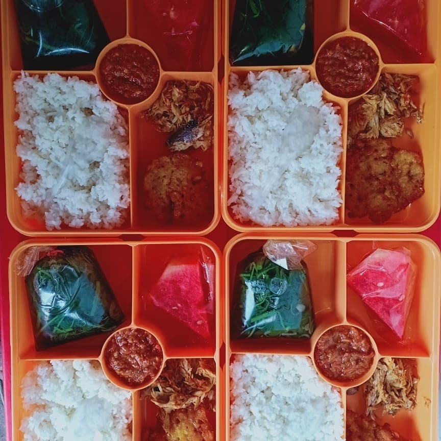 Lunchbox Harian Lengkap thumb
